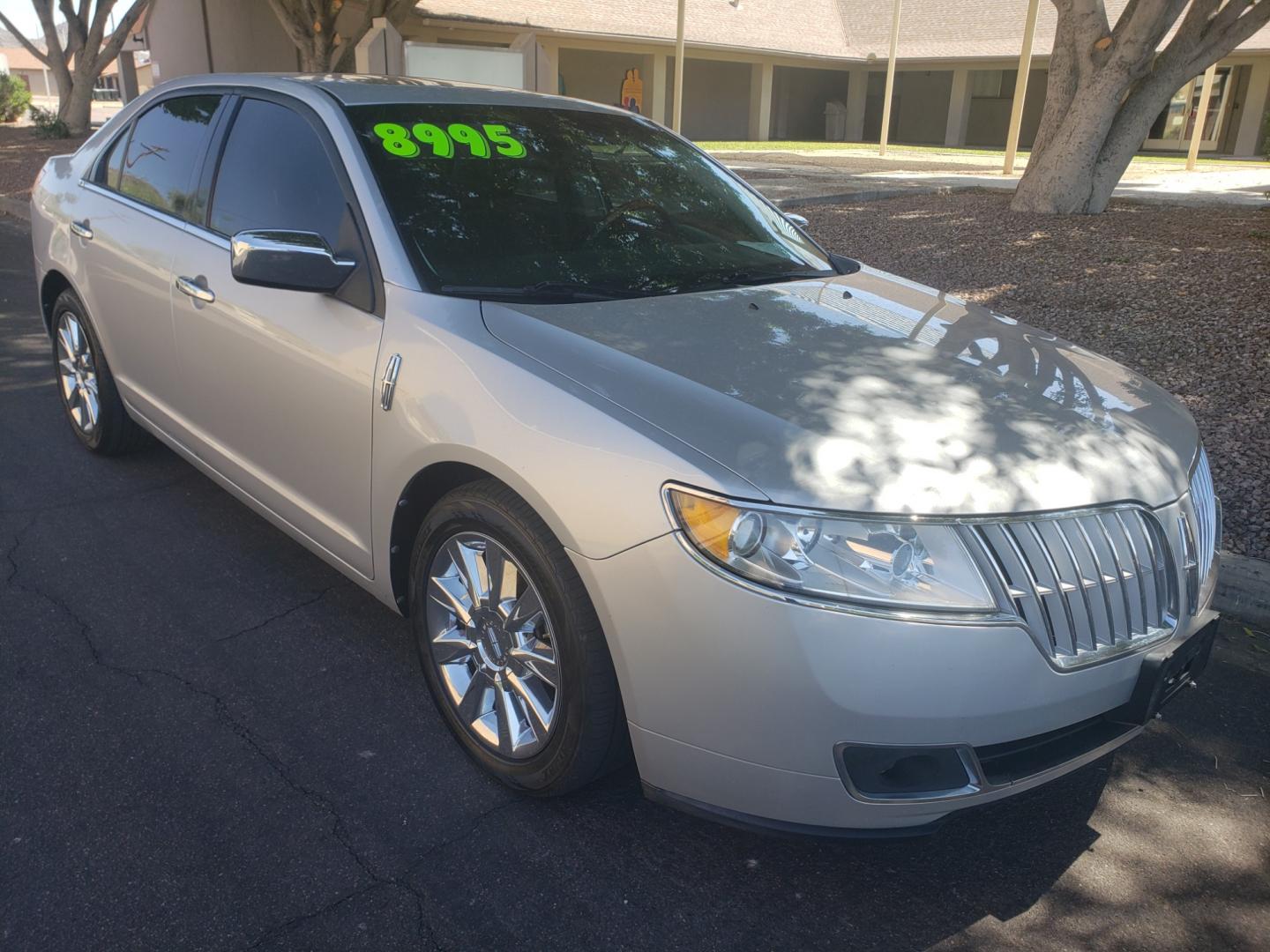 2010 /gray and black Lincoln MKZ base (3LNHL2GCXAR) with an 3.5L V6 DOHC 24V engine, 6-Speed Automatic transmission, located at 323 E Dunlap Ave., Phoenix, AZ, 85020, (602) 331-9000, 33.567677, -112.069000 - 2010 Lincoln MKZ,....... EXCELLENT condition, A Real Must See!!.... No accidents, Stereo/cd Player, Satellite compatible, Phone sync, Bluetooth, Ice cold ac, Clean Black and Gray interior with Black leather seats in near perfect condition, Gorgeous tinted sunroof, power windows, power door locks, cl - Photo#2